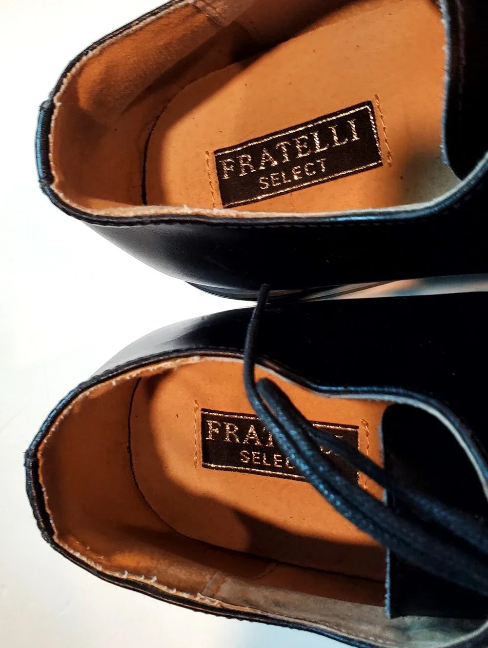Fratelli Select sleek black